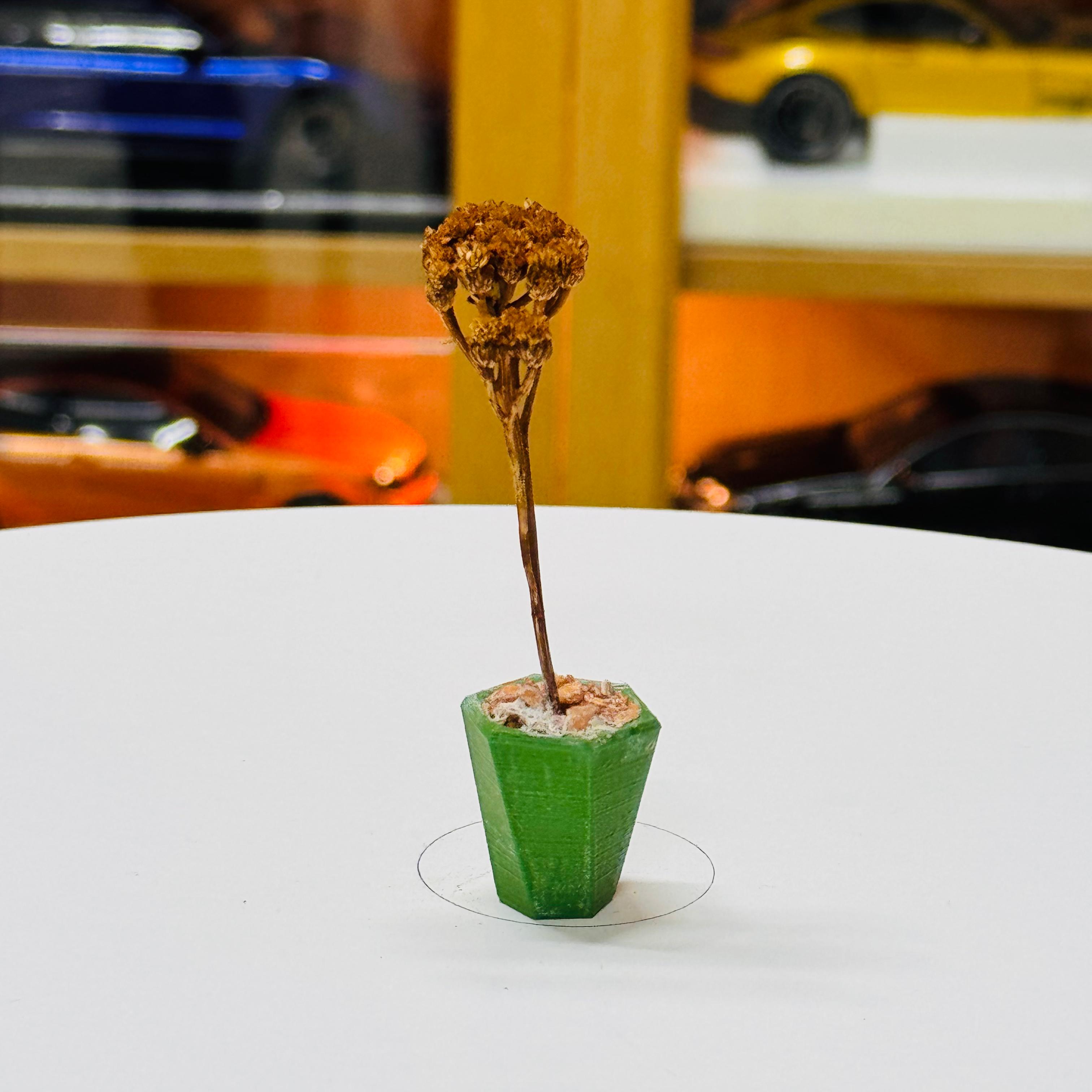 1-18-1-24-saksili-agac-di̇orama-bahce-fi̇guru