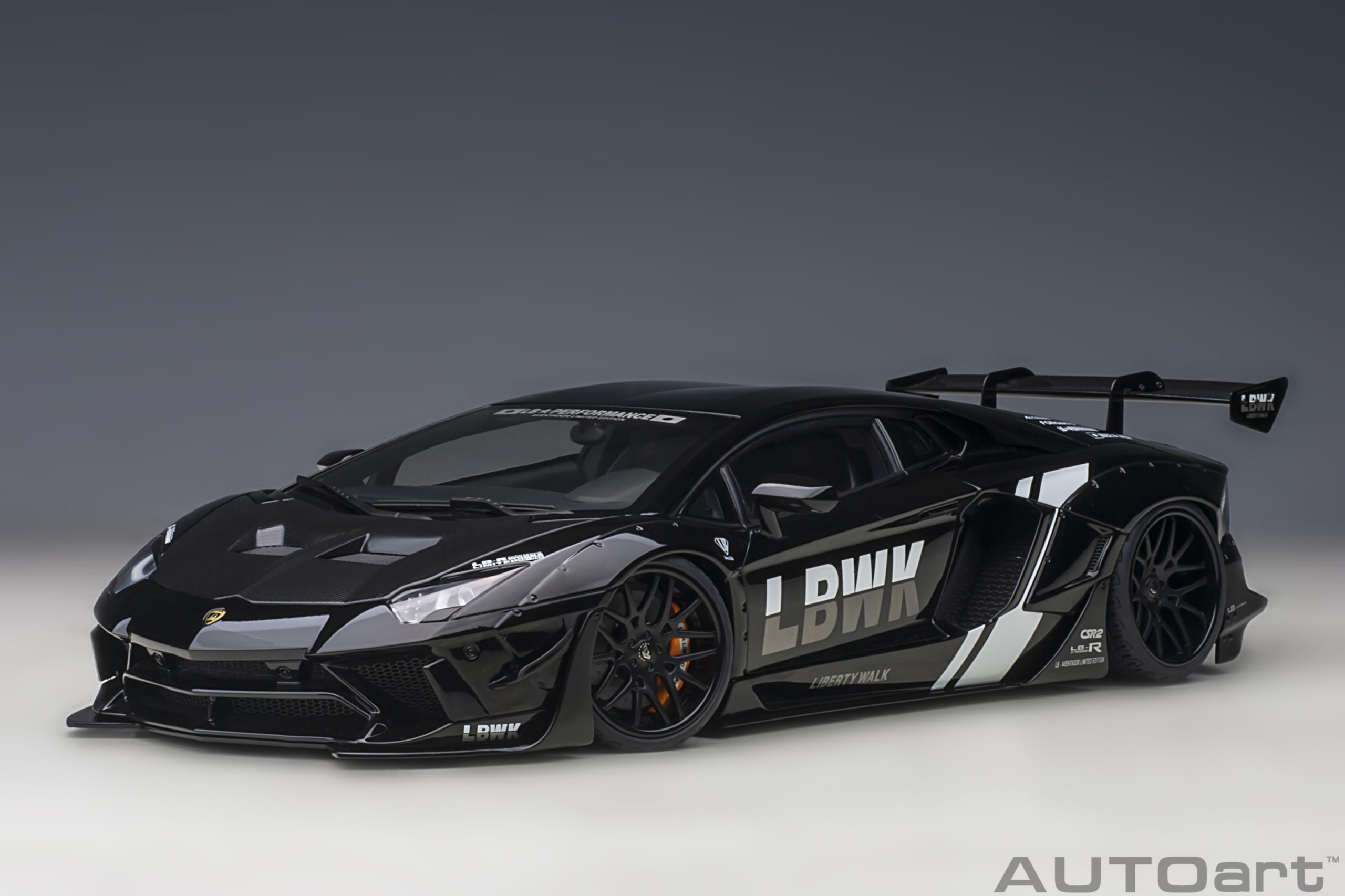 1-18-liberty-walk-lb-works-lamborghini-aventador