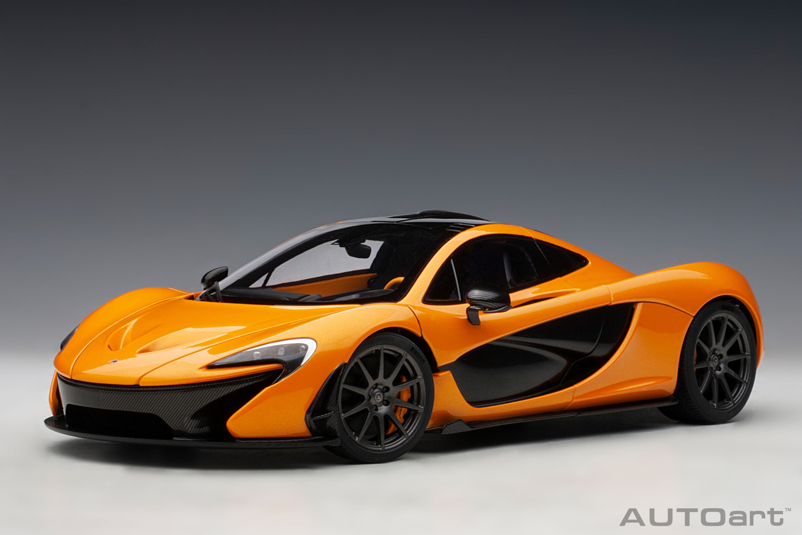 1-18-mclaren-p1