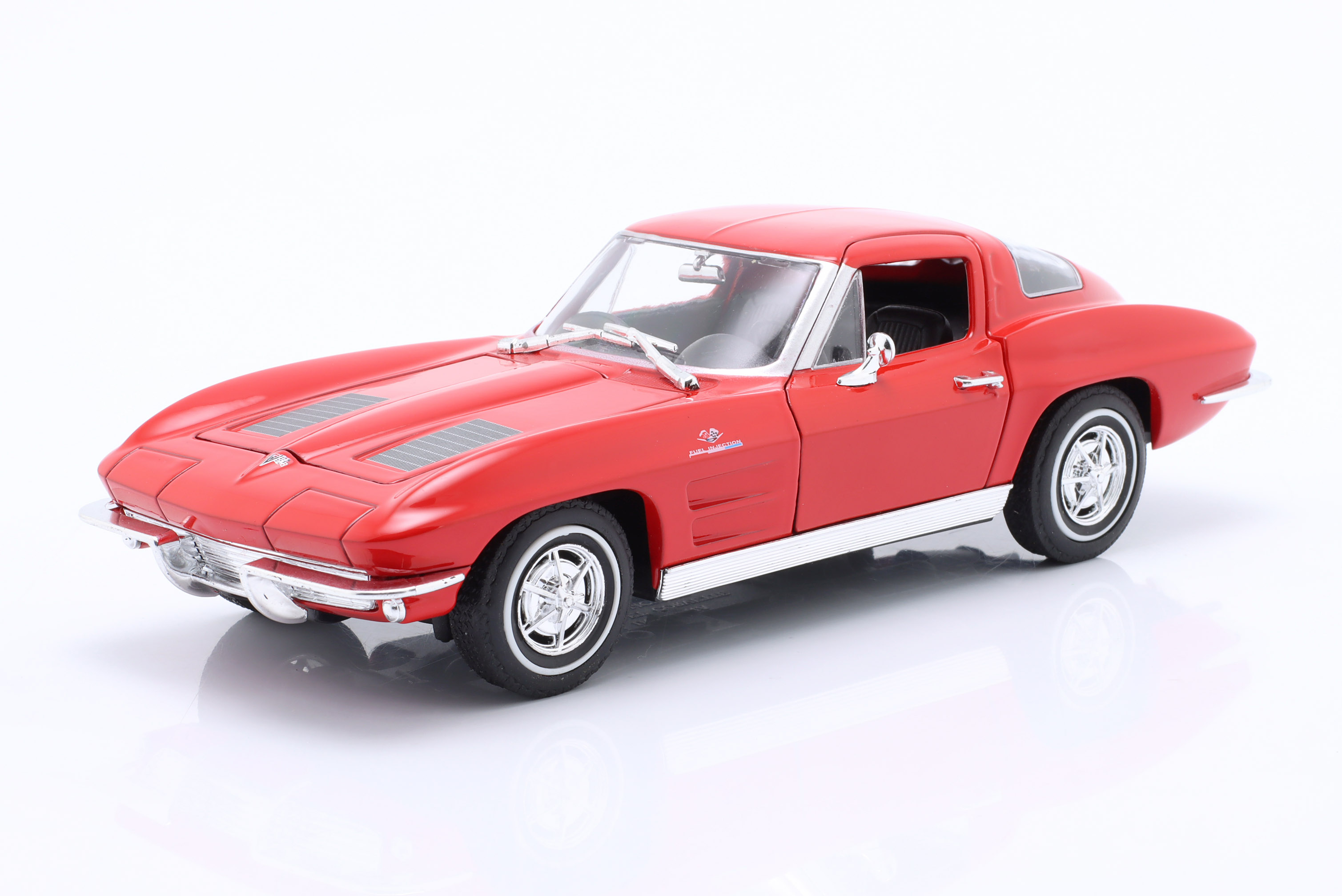 1-24-1963-chevrolet-corvette-stingray