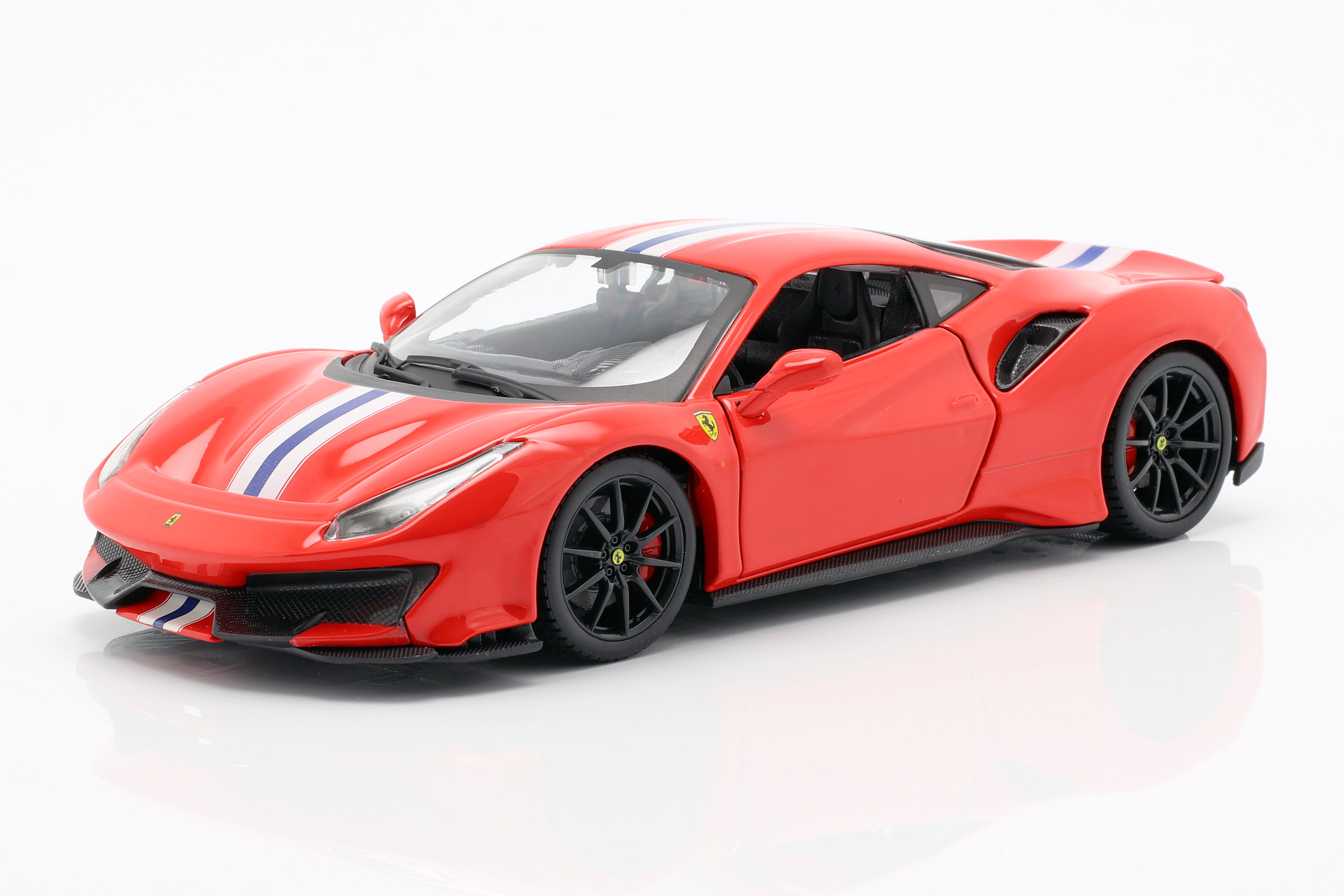 1-24-ferrari̇-488-pi̇sta