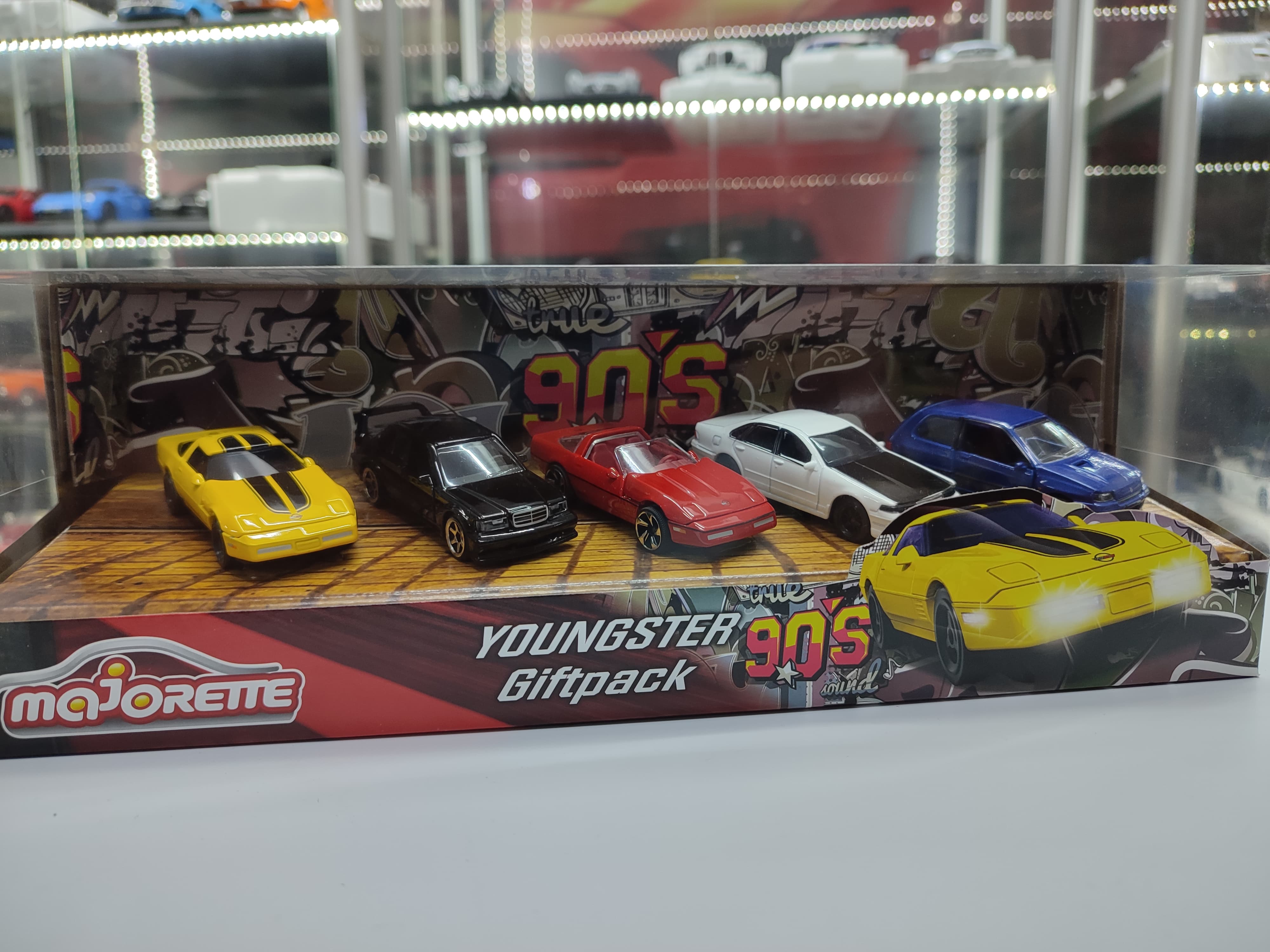 1-64-majorette-youngster-90s-gi̇ftpack