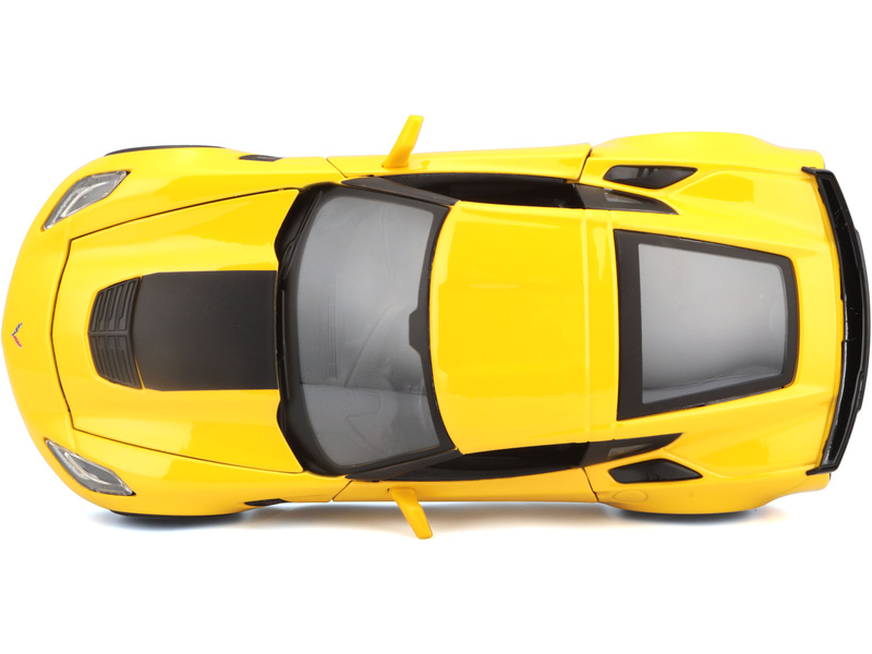 31133_MAIS_2015CorvZ06_YLW_PRD_10