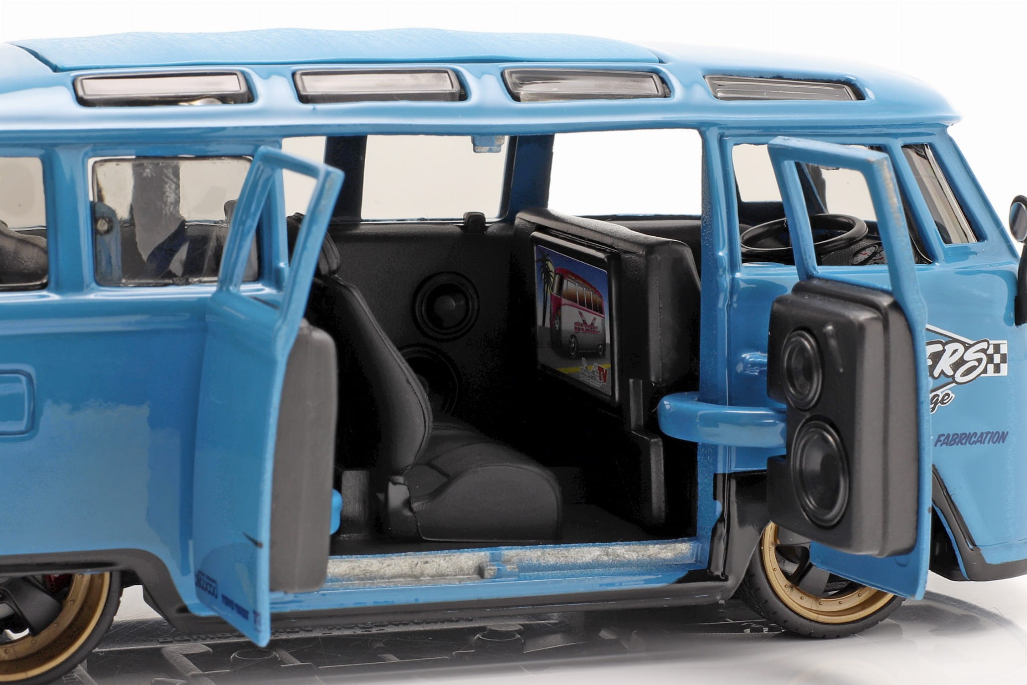 32752-Volkswagen-VW-T1-Van-Samba-Laweta-Volkswagen-Beetle-Maisto-124-5-