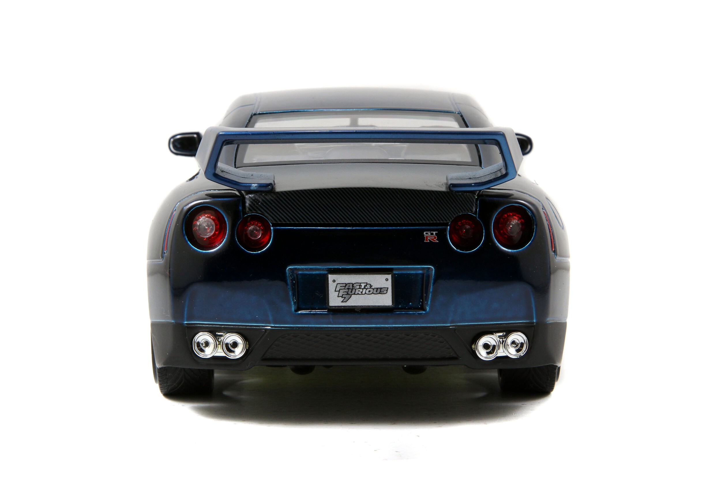97036-1-24-ff-09-nissan-gt-r-03