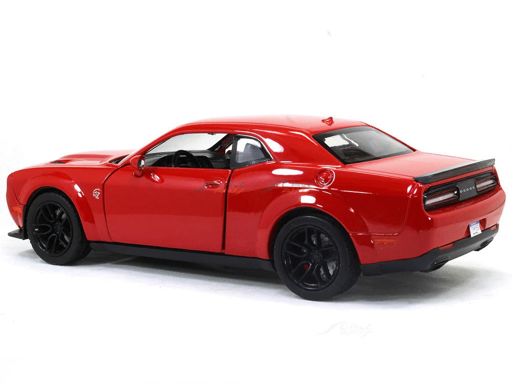 AnyConv.com__2018-Dodge-Challenger-SRT-Hellcat-Widebody-red-1-24-Motormax-diecast-scale-model-car-collectible-3_2048x2048