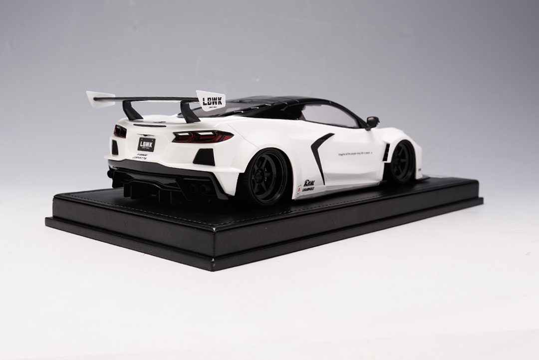Chevrolet-Corvette-C8-Liberty-walk-White-A