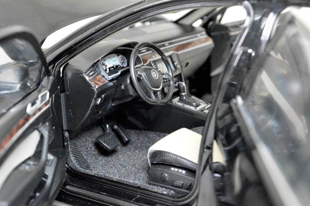 Volkswagen-Magotan-2017-BK-7