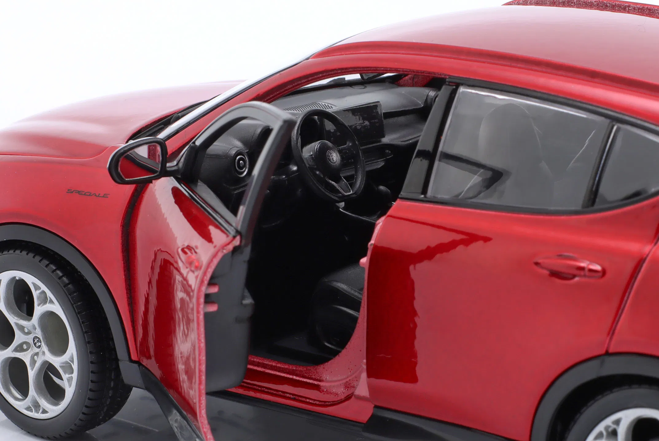 bburago_1_24_alfa_romeo_tonale_suv_baujahr_2022_ro203