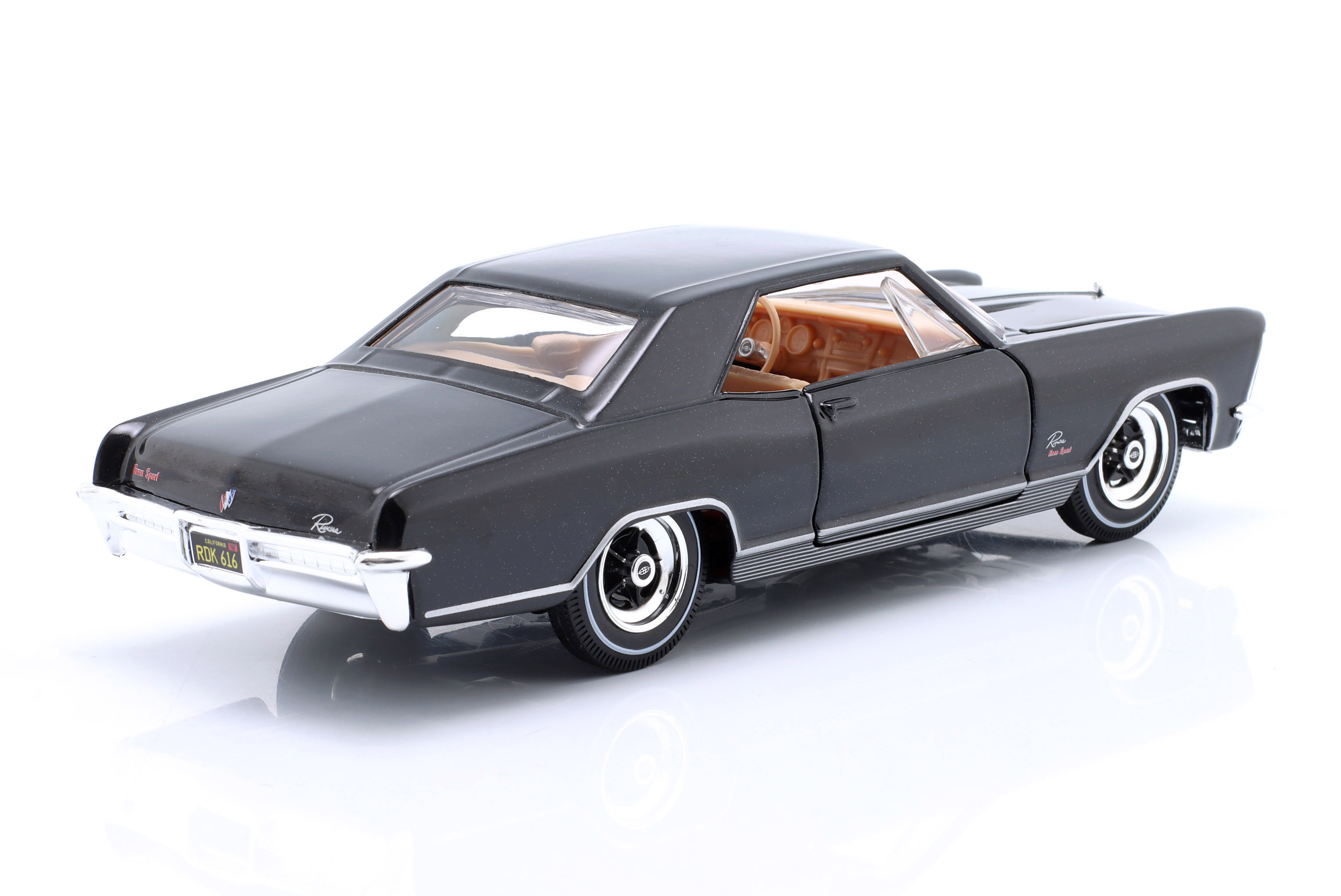 maisto_1_24_buick_riviera_year_1965_black_31214bk_201