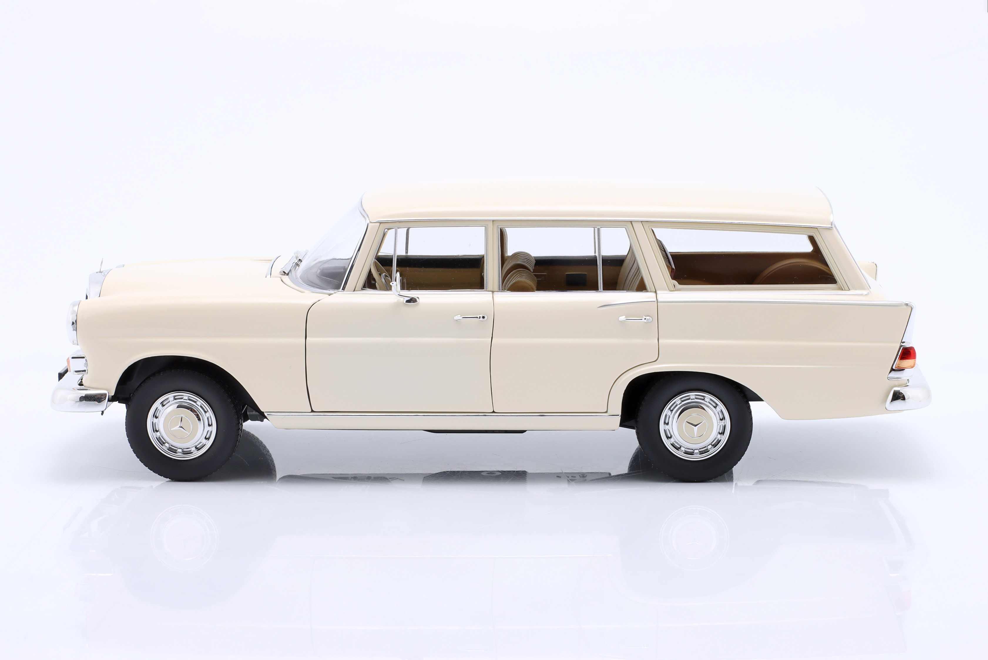 norev_1_18_mercedes_benz_200_universal_year_1966_c201