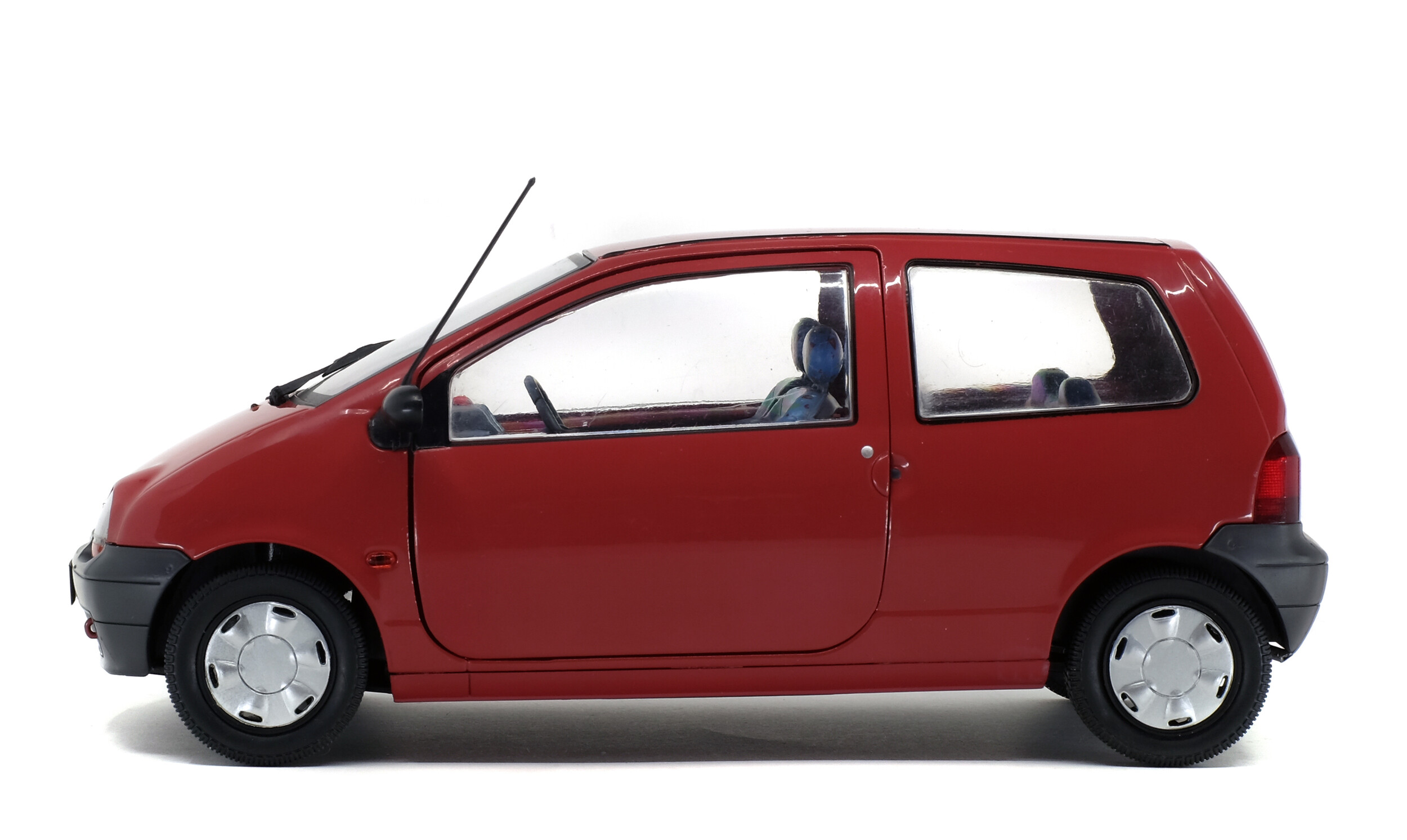 s1804002-renault-twingo-mk1-rouge-corail-1993-02