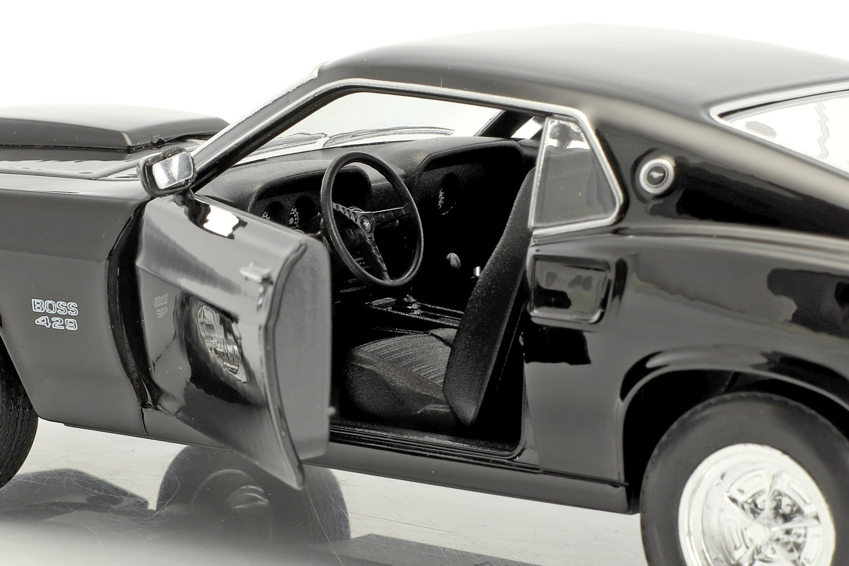 welly_1_24_ford_mustang_boss_429_year_1970_black_2203