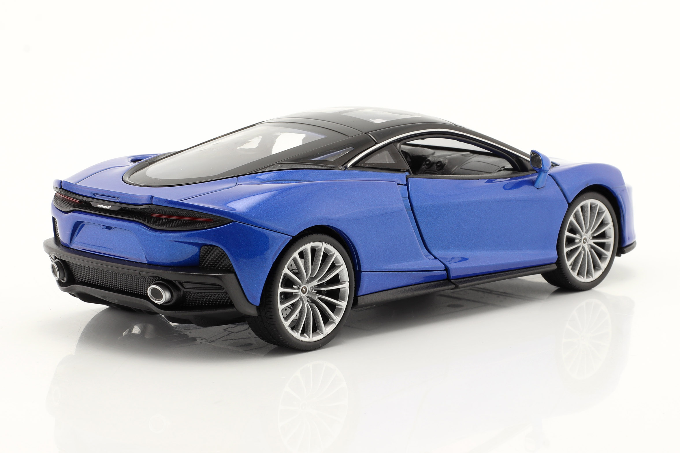 welly_1_24_mclaren_gt_year_2019_blue_metallic_2410206